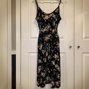 Torrid floral midi dress with pockets